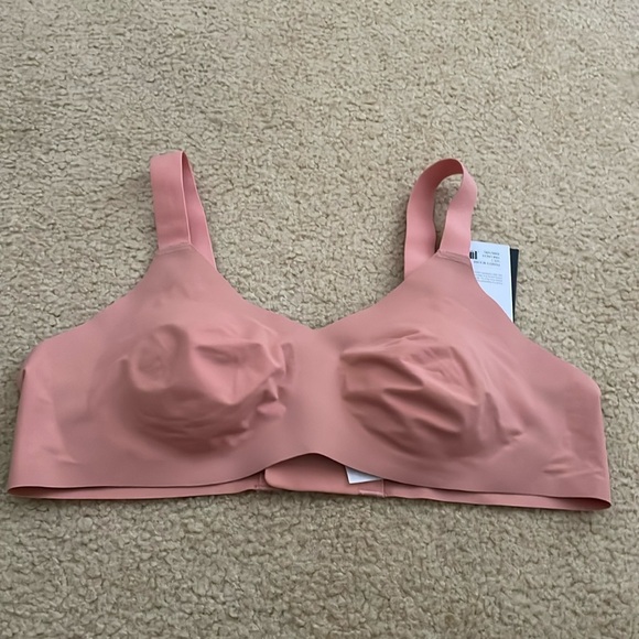 knix Other - ‼️NWT‼️‼️Knix padded V-neck bra